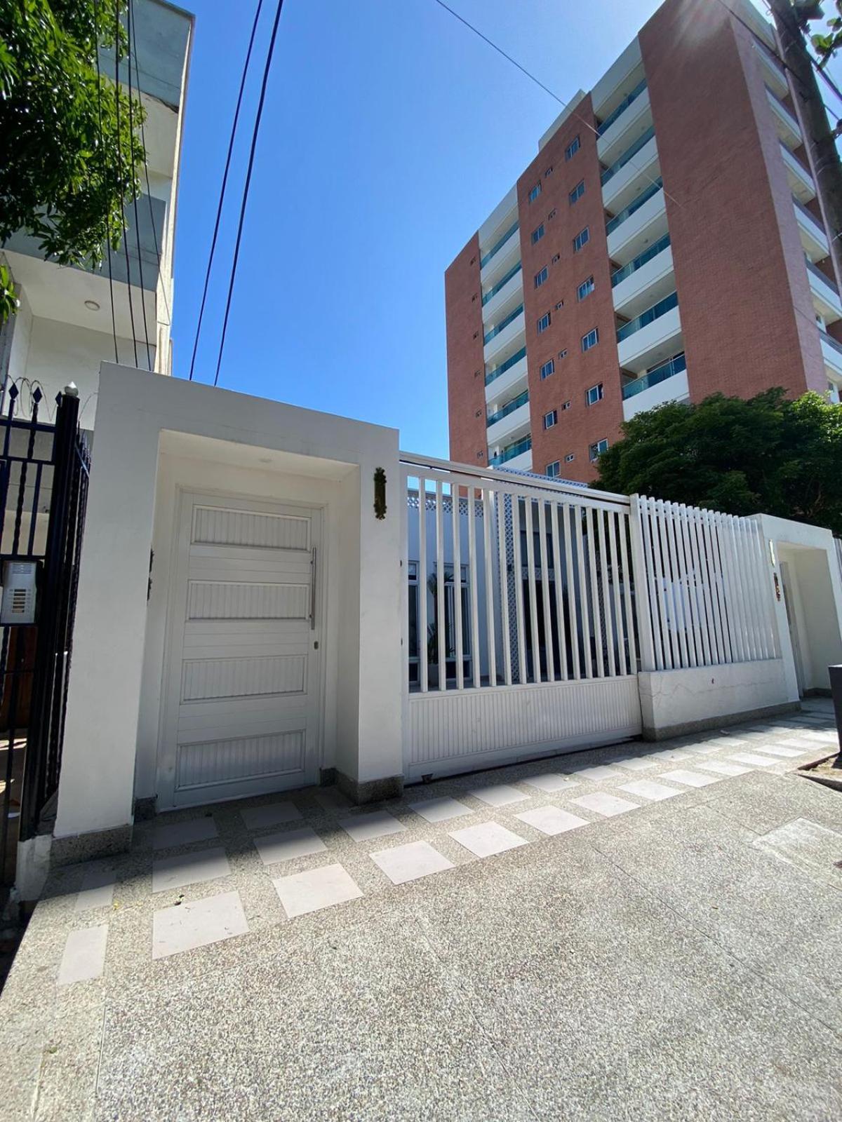 Aparta Estudios Mubarak Barranquilla  Luaran gambar